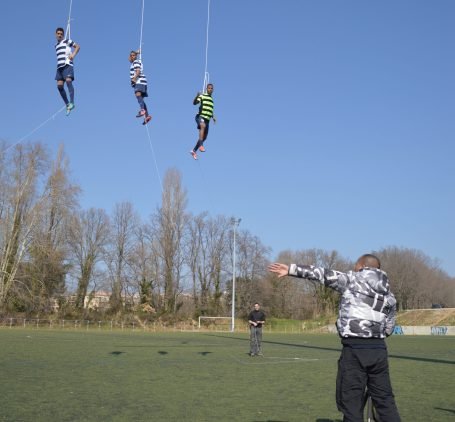Sud Acrobatic intervention évènementiel - Li Wei